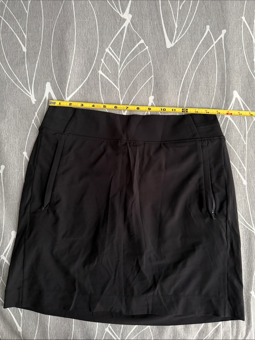 Athleta Black Athletic Skort with Zip Pockets